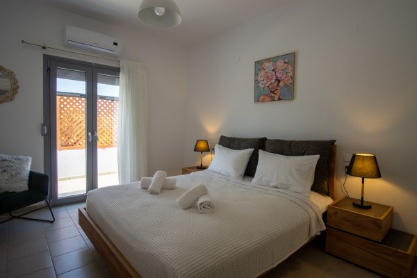 gallery-photo