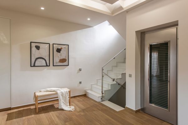 gallery-photo